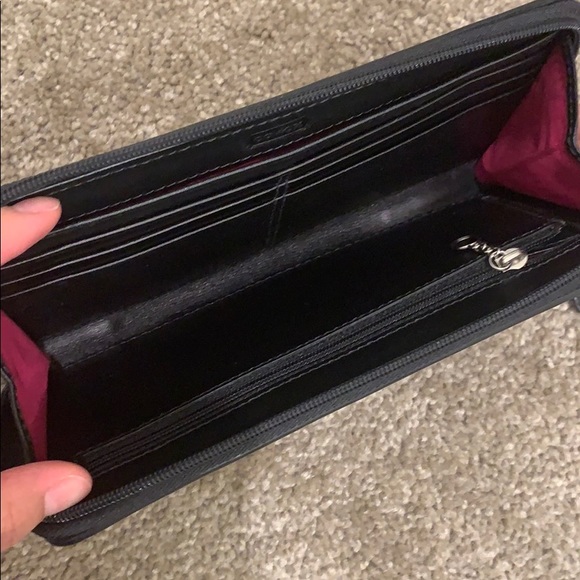 Coach wristlet - Picture 3 of 3